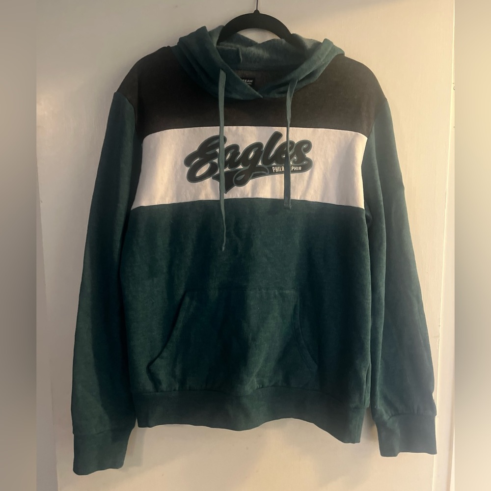 NWT Womens Philadelphia Eagles Sweatshirt